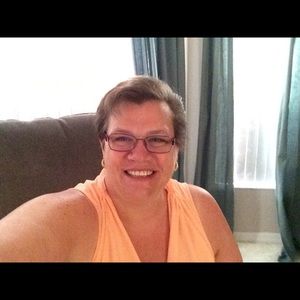 Meet your Posher, Vicki